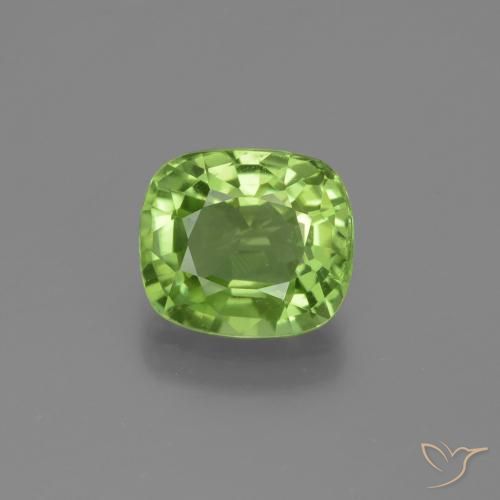 2.21ct 天然 充满活力的绿色 橄榄石, 软垫, VS