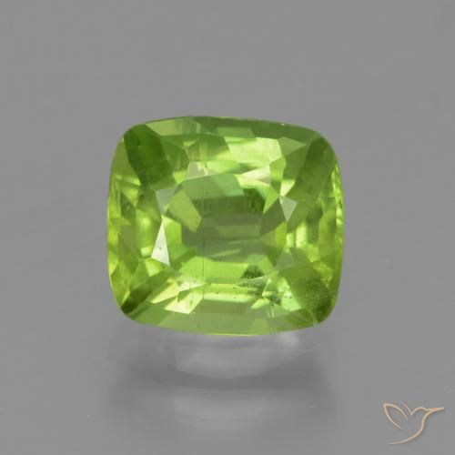 2.25ct 天然 中绿色 橄榄石, 软垫, VS