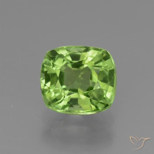 2.05ct 天然 充满活力的绿色 橄榄石, 软垫, VS