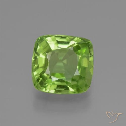 2.12ct 天然 充满活力的绿色 橄榄石, 软垫, VS