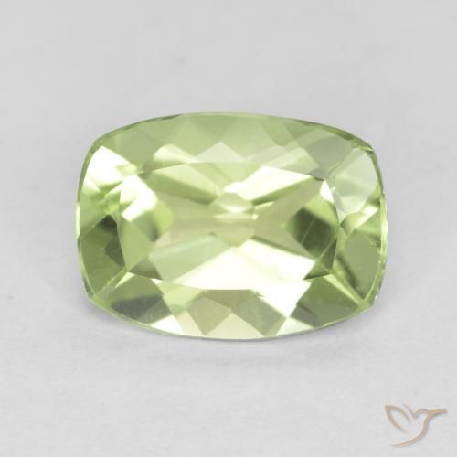 1.21ct 天然 浅活泼的绿色 橄榄石, 软垫, VVS-VS