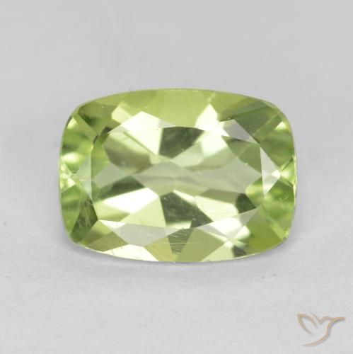 1.14ct 天然 浅活泼的绿色 橄榄石, 软垫, VS