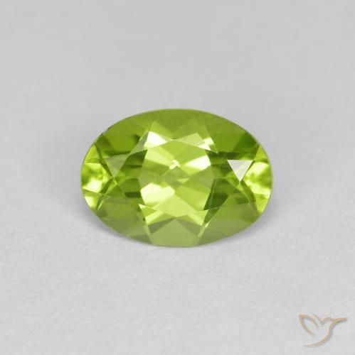 0.82ct 天然 中绿色 橄榄石, 椭圆形, VS