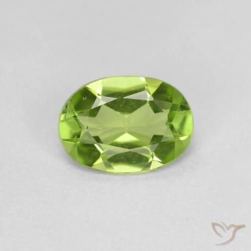 0.71ct 天然 中绿色 橄榄石, 椭圆形, VS