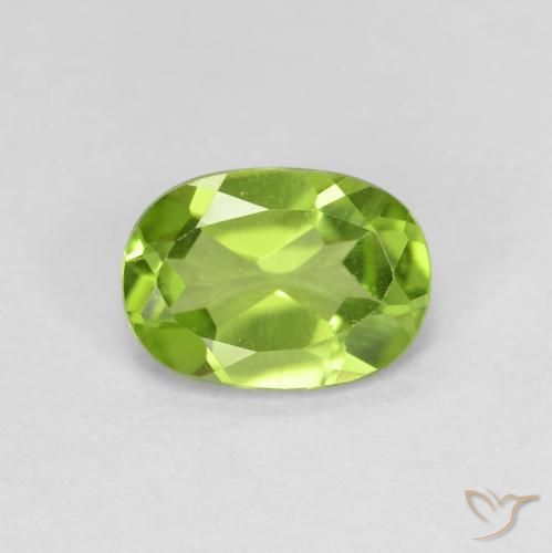 0.89ct 天然 黄绿色 橄榄石, 椭圆形, VS