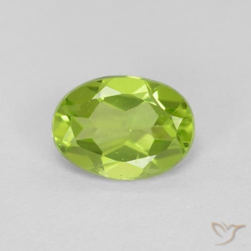 1.31ct 天然 充满活力的绿色 橄榄石, 椭圆形, VVS-VS
