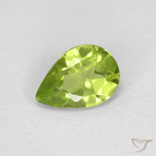 0.73ct 天然 充满活力的绿色 橄榄石, 梨形, VS