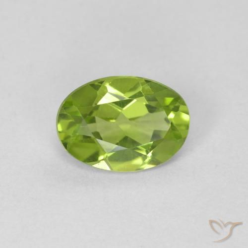 0.79ct 天然 中绿色 橄榄石, 椭圆形, VVS