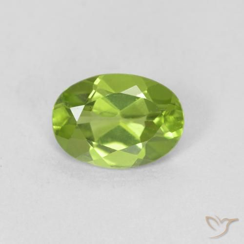 0.82ct 天然 中绿色 橄榄石, 椭圆形, VVS