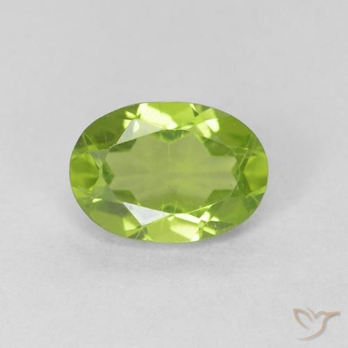 0.93ct 天然 中绿色 橄榄石, 椭圆形, VS
