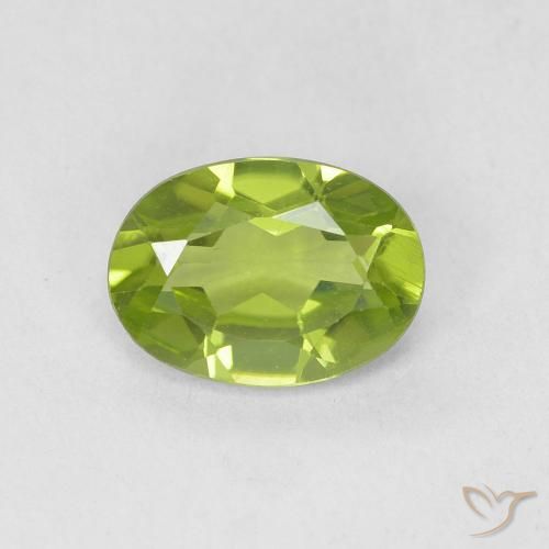 0.85ct 天然 充满活力的绿色 橄榄石, 椭圆形, VVS-VS