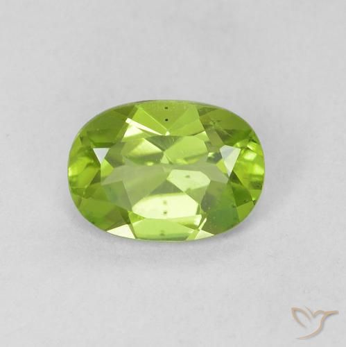 0.90ct 天然 充满活力的绿色 橄榄石, 椭圆形, VVS-VS