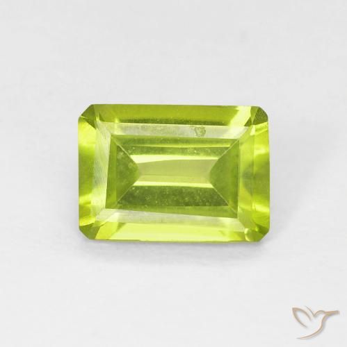 0.93ct 天然 亮绿色 橄榄石, 祖母绿式切割, VVS
