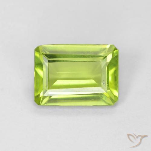 0.98ct 天然 亮绿色 橄榄石, 祖母绿式切割, VS