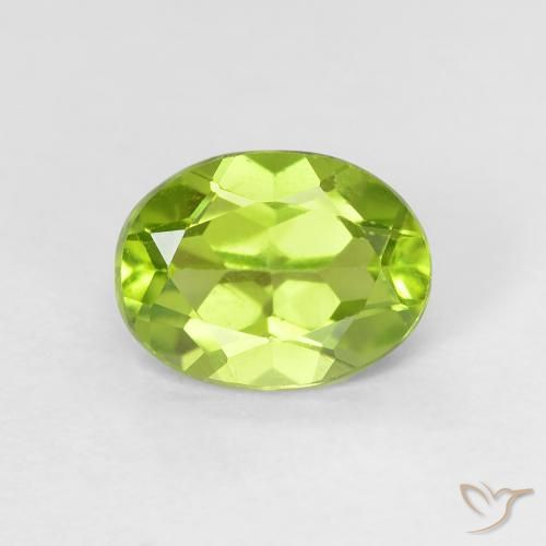 1.21ct 天然 充满活力的绿色 橄榄石, 椭圆形, VS
