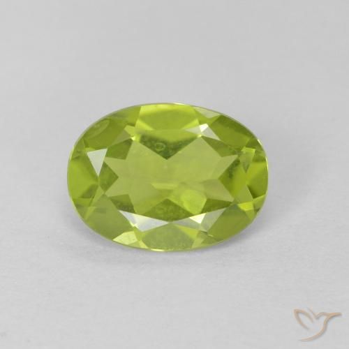 1.08ct 天然 充满活力的绿色 橄榄石, 椭圆形, VS