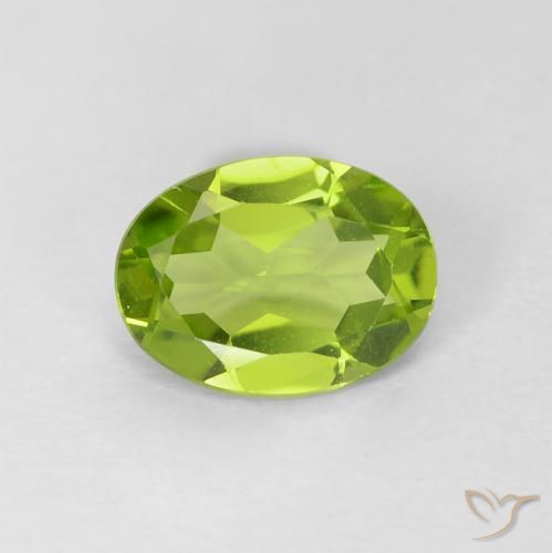 1.05ct 天然 中绿色 橄榄石, 椭圆形, VVS-VS