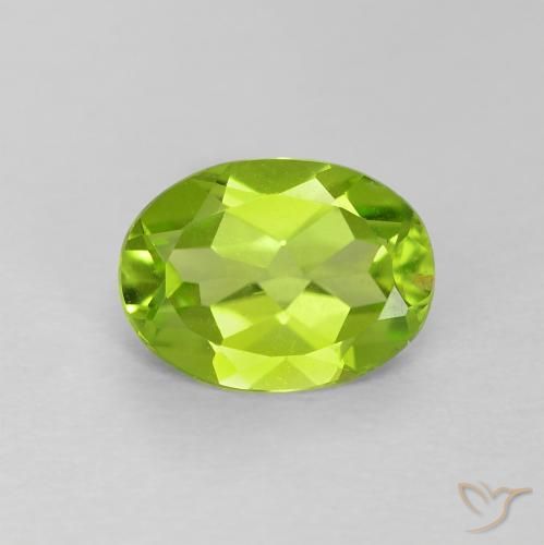 1.10ct 天然 中绿色 橄榄石, 椭圆形, VVS-VS
