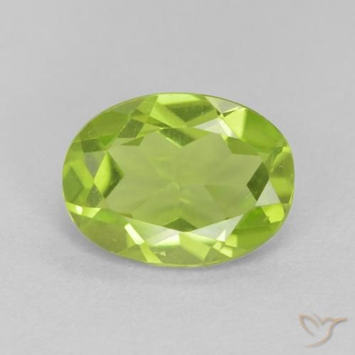 1.11ct 天然 亮绿色 橄榄石, 椭圆形, VVS-VS