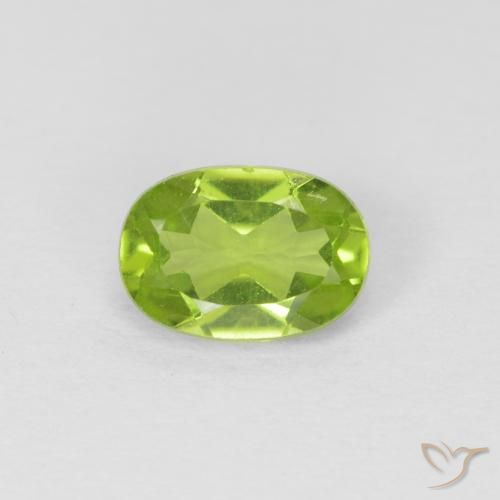 0.92ct 天然 中绿色 橄榄石, 椭圆形, VVS-VS
