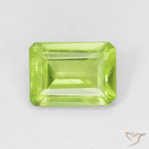 0.98ct 天然 黄绿色 橄榄石, 祖母绿式切割, VS