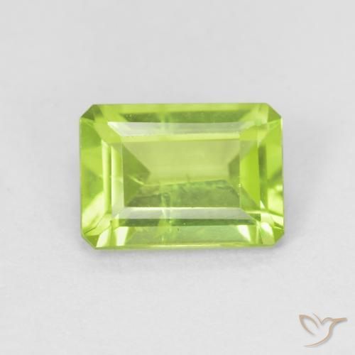 0.97ct 天然 亮绿色 橄榄石, 祖母绿式切割, VS