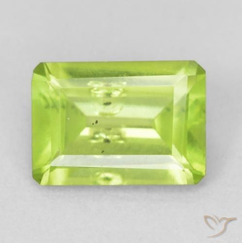 0.95ct 天然 黄绿色 橄榄石, 祖母绿式切割, VS-SI