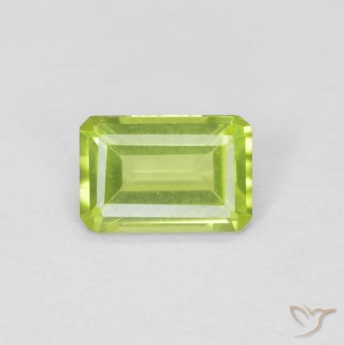 0.53ct 天然 亮绿色 橄榄石, 祖母绿式切割, VVS-VS