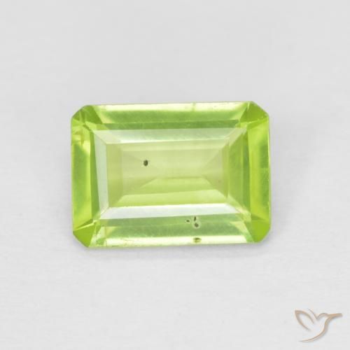 0.84ct 天然 亮绿色 橄榄石, 祖母绿式切割, 不透明
