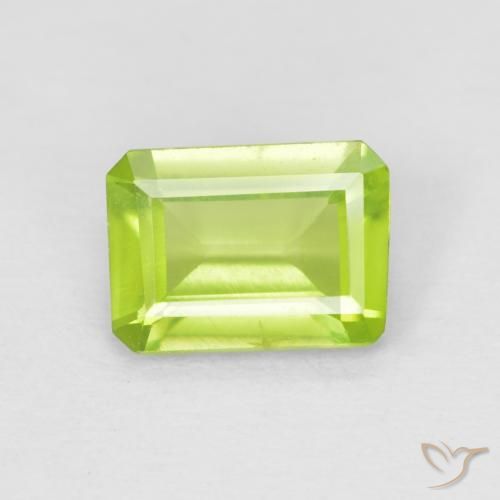 0.90ct 天然 亮绿色 橄榄石, 祖母绿式切割, VS