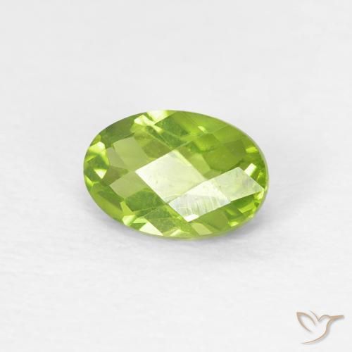 0.62克拉天然橄榄石，椭圆形，VVS-VS