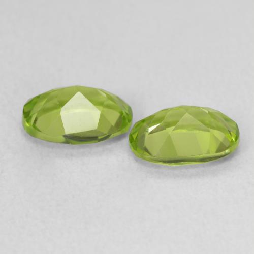 1.88天然绿色橄榄石，椭圆形切割，7.2×5.1毫米，VS