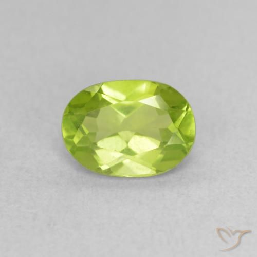 0.97ct 天然 活泼的黄绿色 橄榄石, 椭圆形, VVS-VS