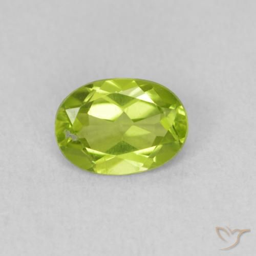 0.86ct 天然 中绿色 橄榄石, 椭圆形, VVS-VS