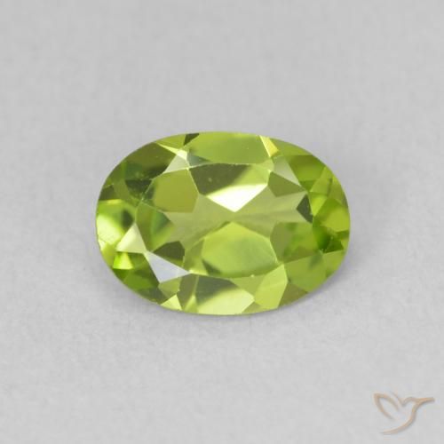 0.95ct 天然 中绿色 橄榄石, 椭圆形, VS