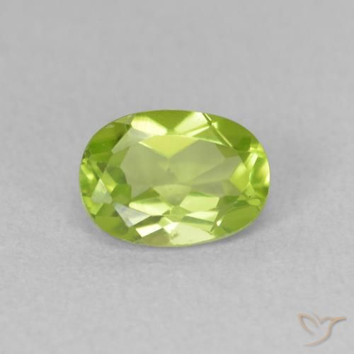 0.96ct 天然 亮绿色 橄榄石, 椭圆形, VVS-VS