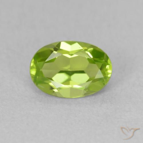 0.96ct 天然 充满活力的绿色 橄榄石, 椭圆形, VS