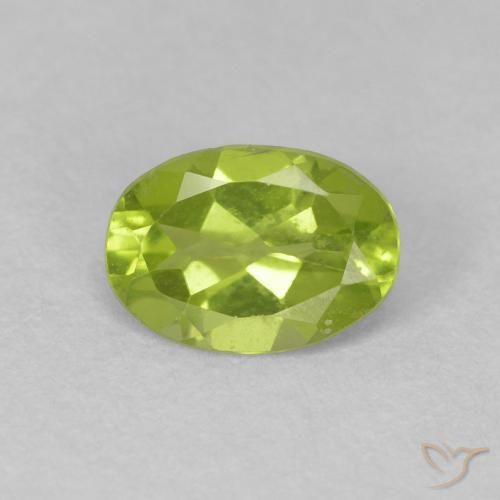 0.72ct 天然 中绿色 橄榄石, 椭圆形, VVS