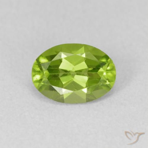 0.93ct 天然 充满活力的绿色 橄榄石, 椭圆形, VVS-VS