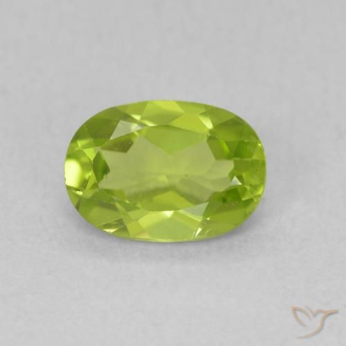 0.86ct 天然 充满活力的绿色 橄榄石, 椭圆形, VS