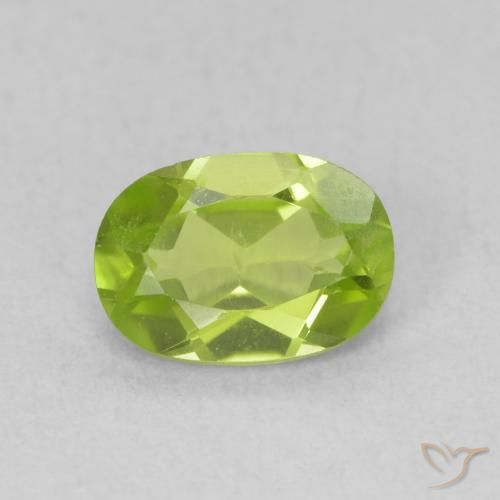 0.85ct 天然 中绿色 橄榄石, 椭圆形, VS