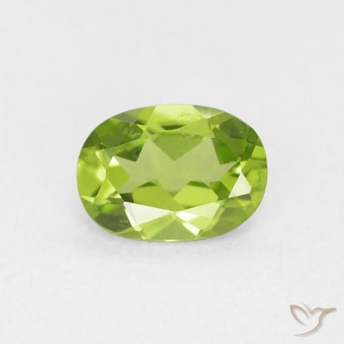 0.88ct 天然 中绿色 橄榄石, 椭圆形, VVS-VS