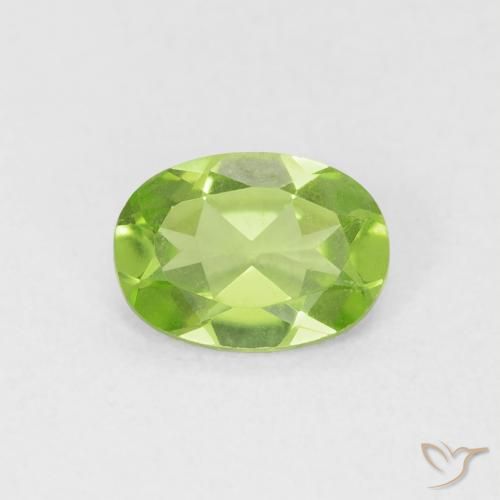 0.78ct 天然 中绿色 橄榄石, 椭圆形, VVS-VS