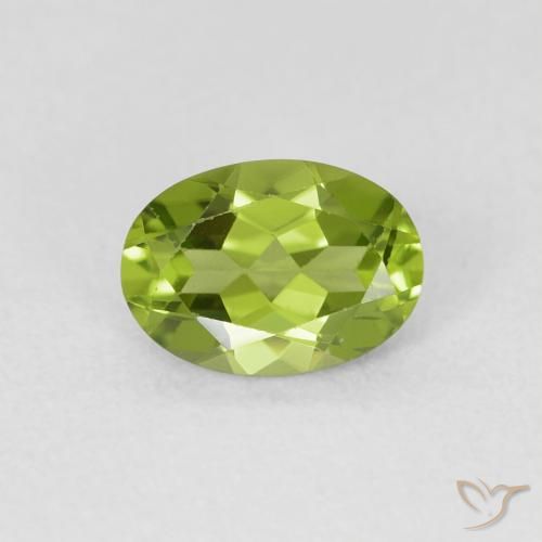 0.88ct 天然 中绿色 橄榄石, 椭圆形, VVS-VS