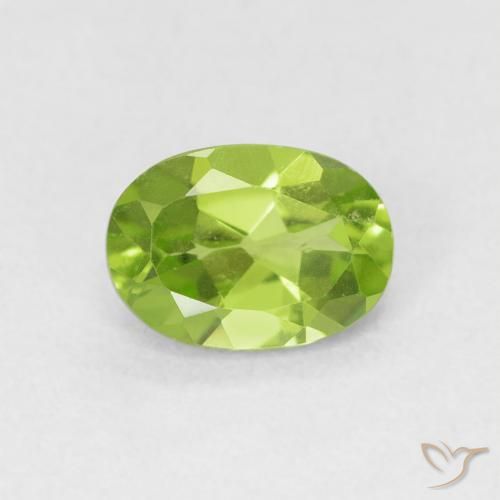 0.90ct 天然 黄绿色 橄榄石, 椭圆形, VS
