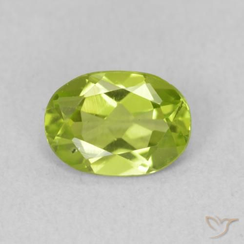 0.80ct 天然 亮绿色 橄榄石, 椭圆形, VS
