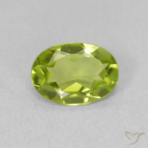 0.77ct 天然 亮绿色 橄榄石, 椭圆形, VVS-VS