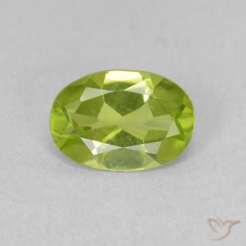 0.74ct 天然 亮绿色 橄榄石, 椭圆形, VVS-VS