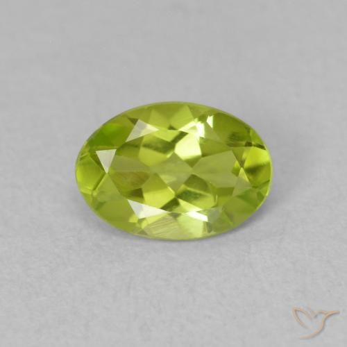 0.70ct 天然 活泼的黄绿色 橄榄石, 椭圆形, VVS-VS