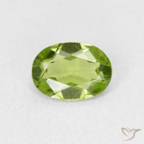 0.80ct 天然 中绿色 橄榄石, 椭圆形, VVS-VS